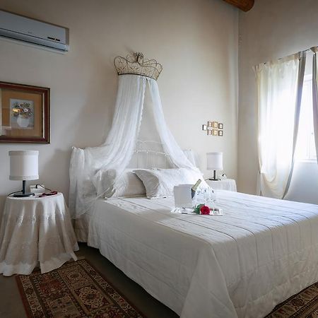 Corte Dei Soavi Suites - Apartments Соаве Номер фото